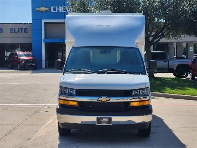 2025 Chevrolet Express Cutaway Work Van