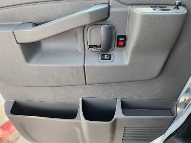 2025 Chevrolet Express Cutaway Work Van