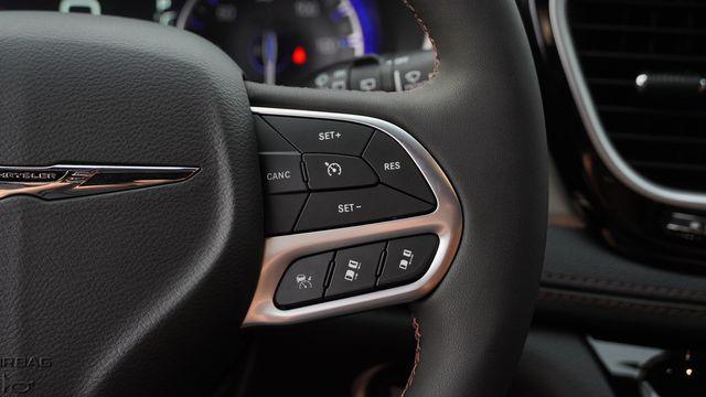 2026 Chrysler Pacifica Pinnacle