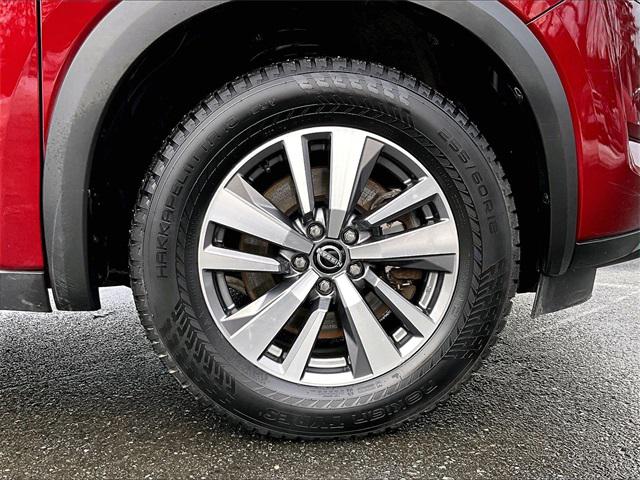2023 Nissan Pathfinder SL 4WD