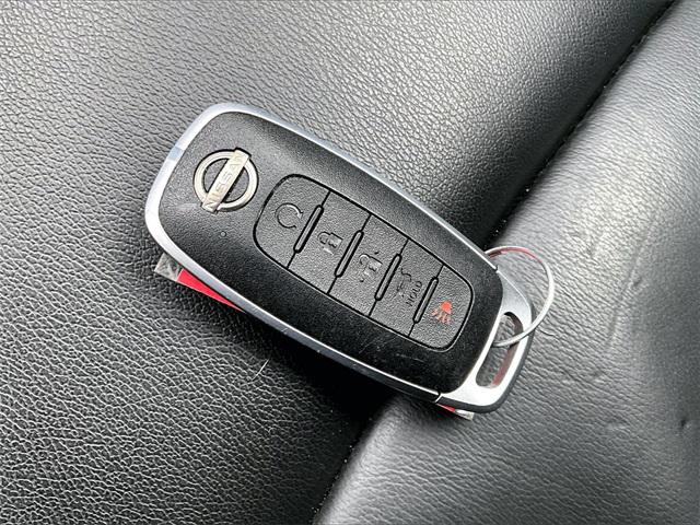 2023 Nissan Pathfinder SL 4WD