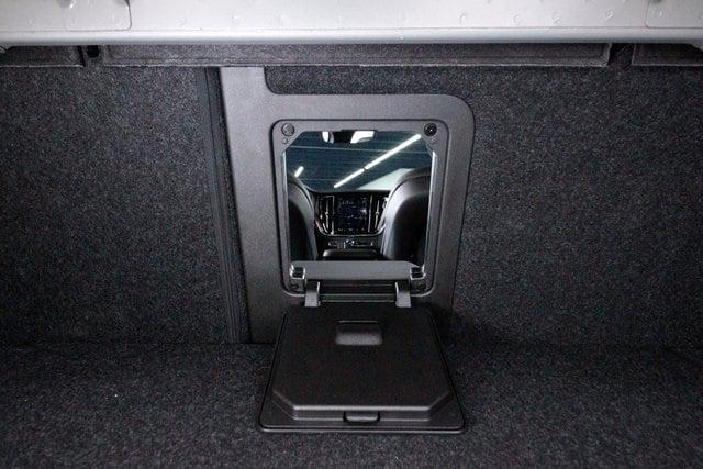 2023 Volvo S60 Recharge T8 Plus Dark Theme