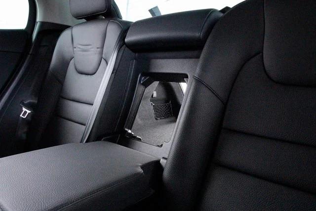 2023 Volvo S60 Recharge T8 Plus Dark Theme