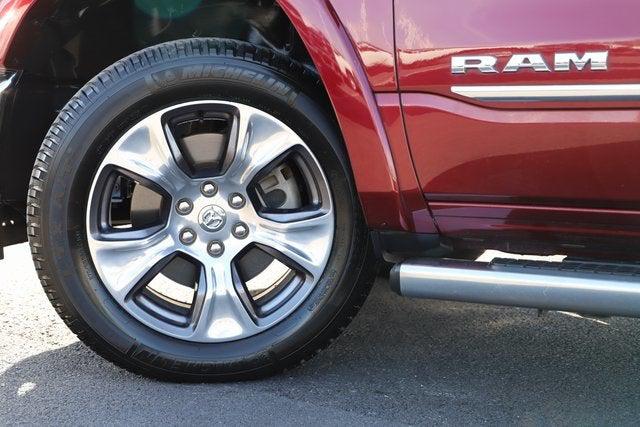 2020 RAM 1500 Laramie Crew Cab 4x4 57 Box 2020 RAM 1500 Laramie Crew Cab 4x4 57 Box