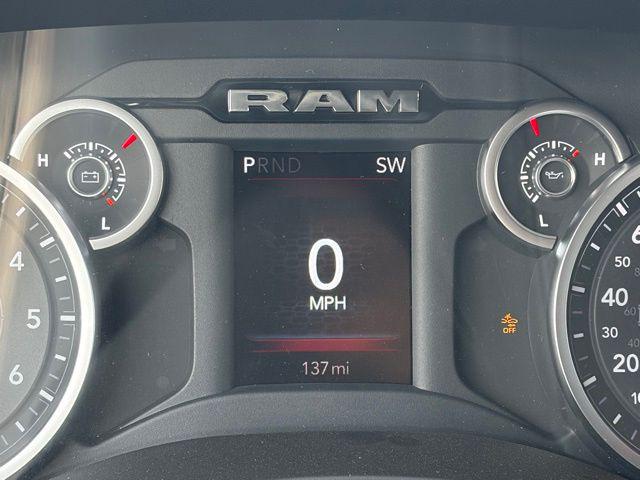 2026 RAM Ram 3500 RAM 3500 TRADESMAN CREW CAB 4X4 8 BOX