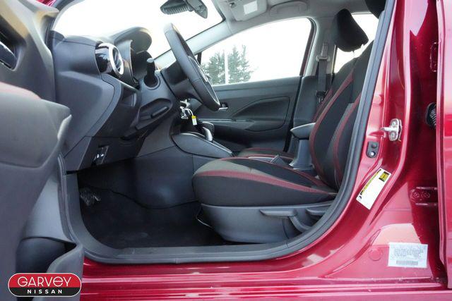 2025 Nissan Versa 1.6 SR