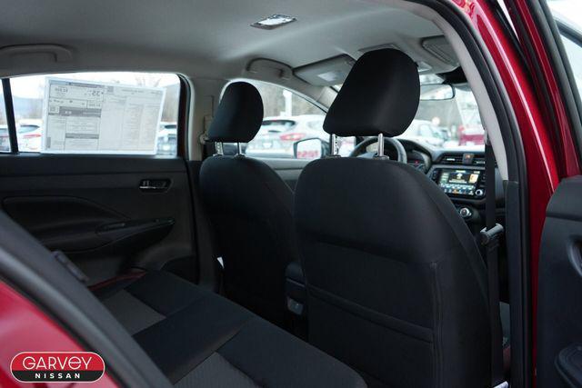 2025 Nissan Versa 1.6 SR