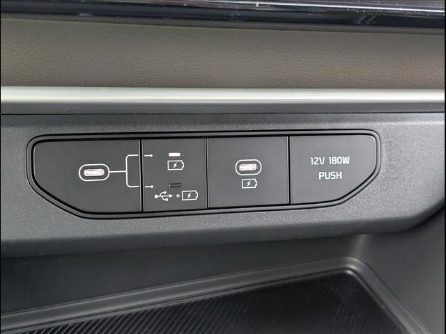2026 Kia Carnival MPV LXS