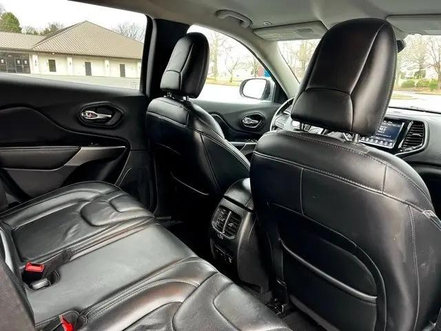 2019 Jeep Cherokee Limited FWD
