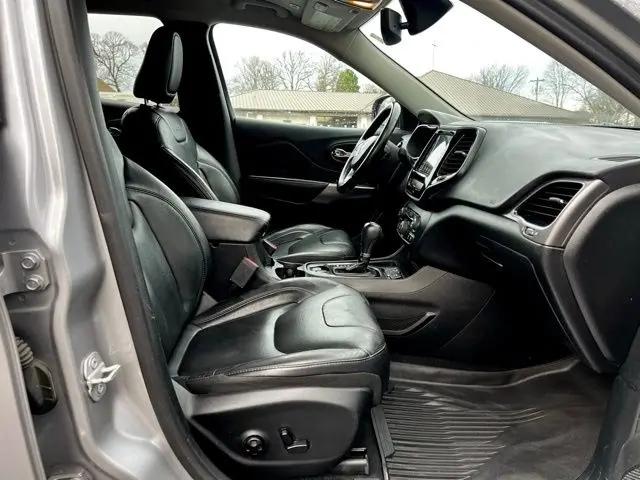 2019 Jeep Cherokee Limited FWD