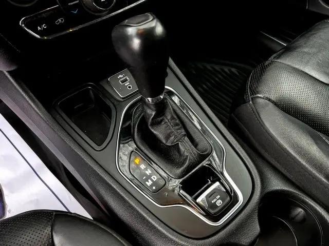 2019 Jeep Cherokee Limited FWD