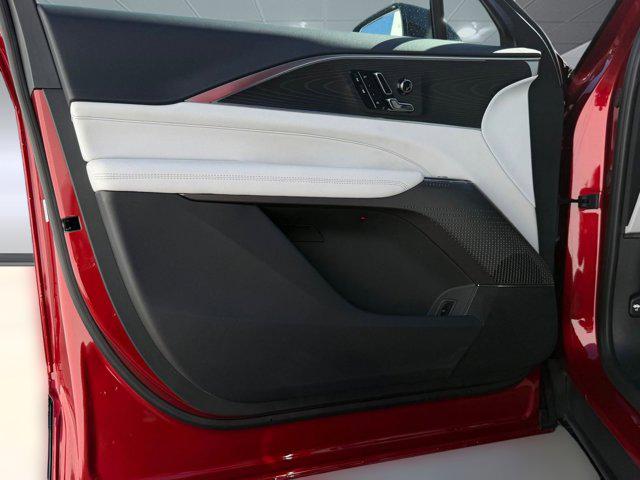 2026 Cadillac iQ Luxury AWD