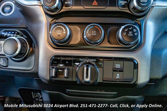 2023 Ram 1500 Big Horn Crew Cab 4x4 5'7" Box