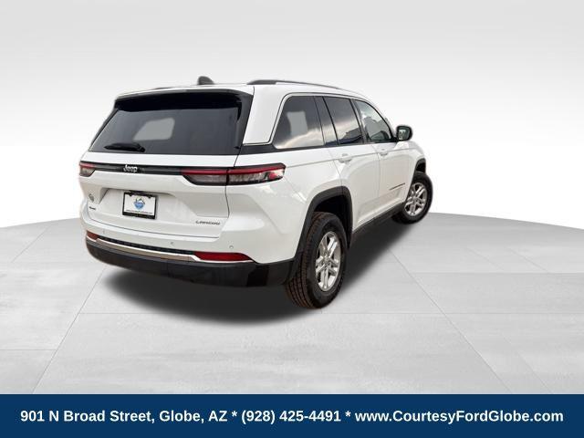 2023 Jeep Grand Cherokee Laredo 4x4