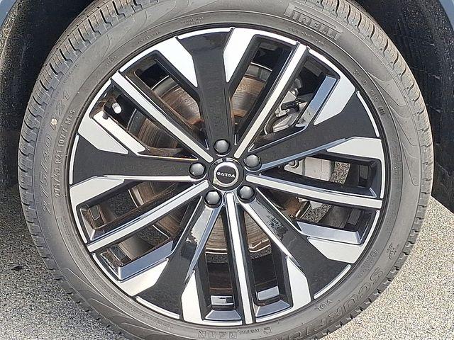 2026 Volvo XC90 Ultra Dark Theme, B6 AWD Gas (mild hybrid), Gasoline, 7 Seats