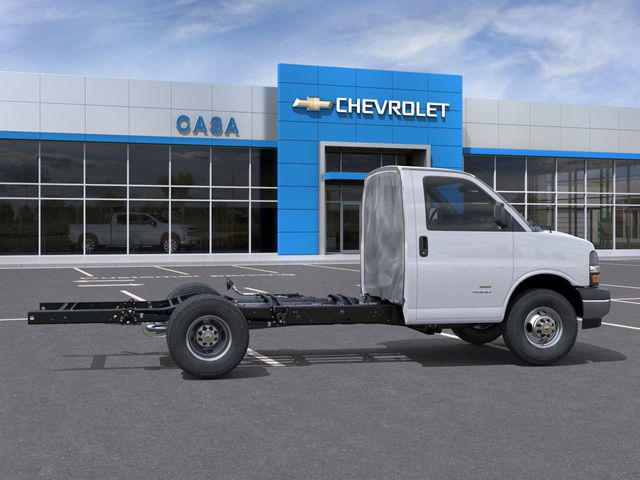 2026 Chevrolet Express Cutaway Work Van