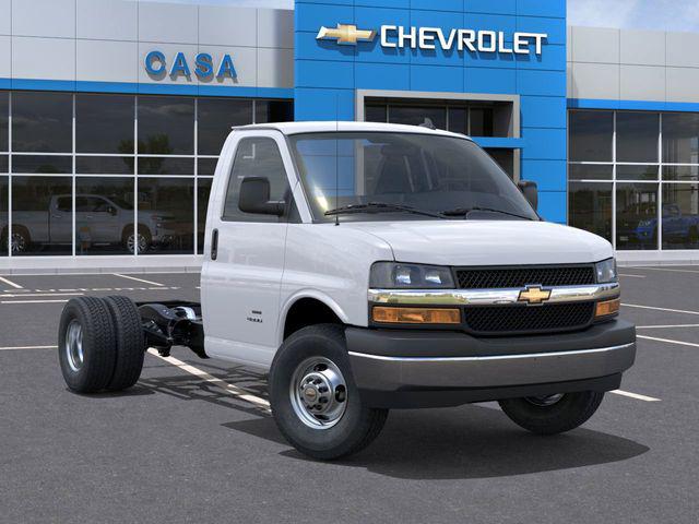 2026 Chevrolet Express Cutaway Work Van