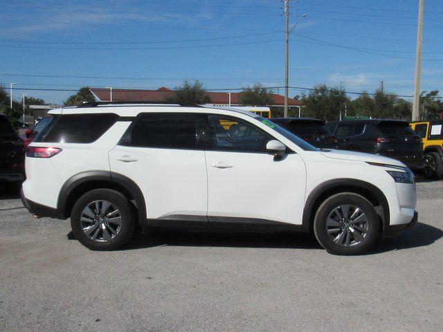 2025 Nissan Pathfinder SV 4WD