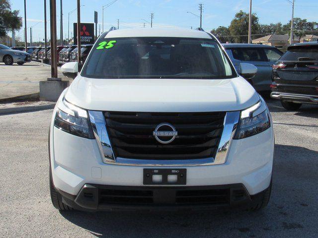 2025 Nissan Pathfinder SV 4WD