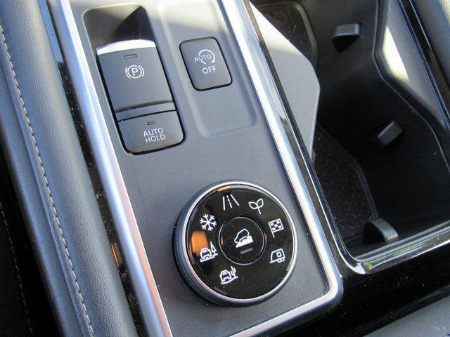 2025 Nissan Pathfinder SV 4WD