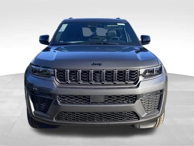 2026 Jeep Grand Cherokee Altitude 4x4