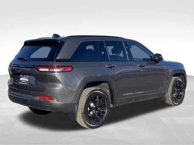 2026 Jeep Grand Cherokee Altitude 4x4