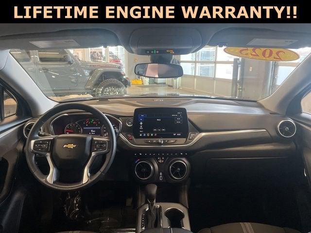 2025 Chevrolet Blazer AWD 2LT