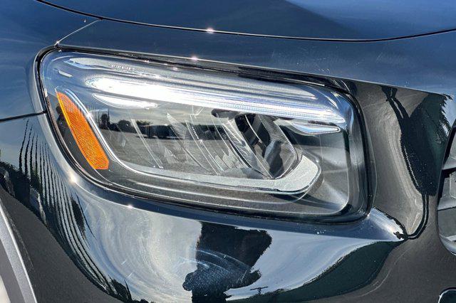 2026 Mercedes-Benz GLB 4MATIC