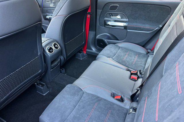 2026 Mercedes-Benz GLB 4MATIC
