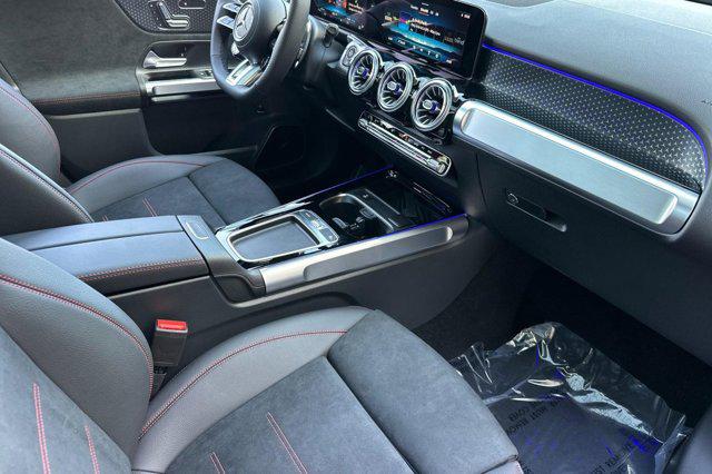 2026 Mercedes-Benz GLB 4MATIC