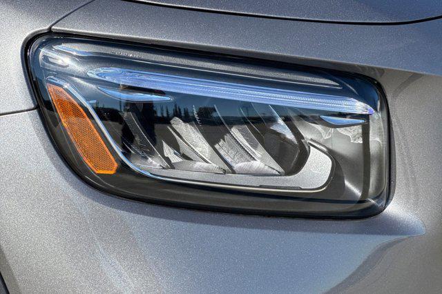 2026 Mercedes-Benz GLB 4MATIC