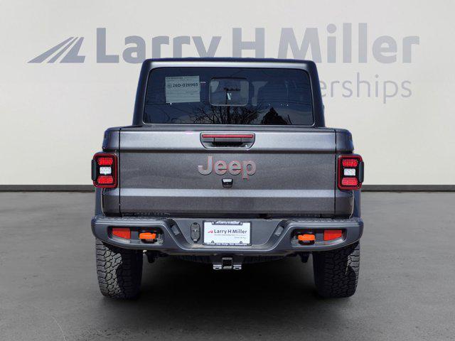 2026 Jeep Gladiator Sport