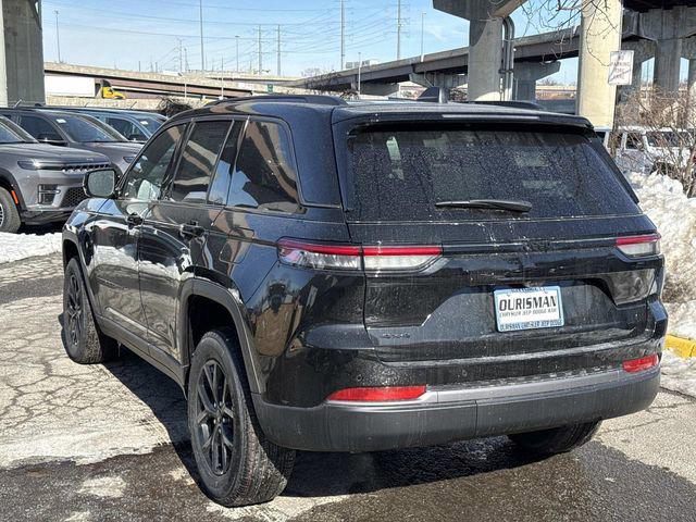 2026 Jeep Grand Cherokee Altitude 4x4