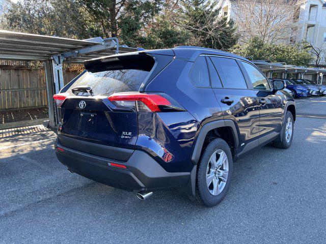 2025 Toyota RAV4 Hybrid XLE
