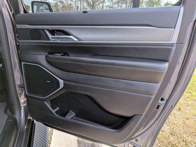 2026 Jeep Grand Wagoneer L Limited Altitude 4x4