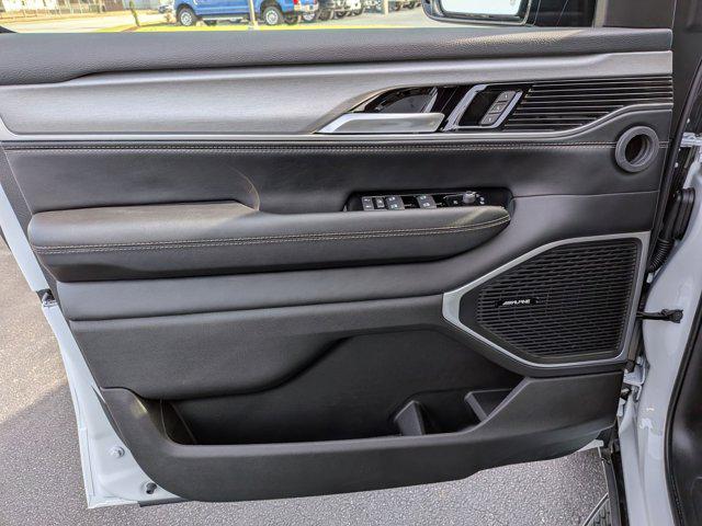 2026 Jeep Grand Wagoneer Limited Altitude 4x4