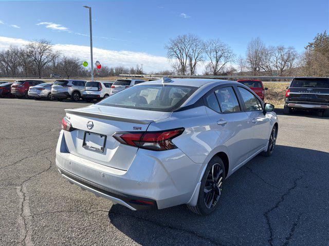 2025 Nissan Versa 1.6 SR