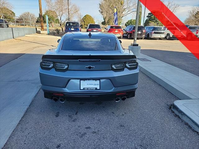 2021 Chevrolet Camaro RWD Coupe 2LT