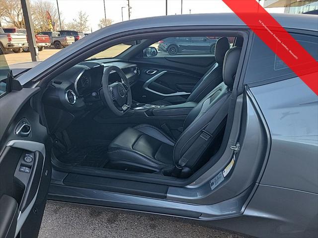 2021 Chevrolet Camaro RWD Coupe 2LT