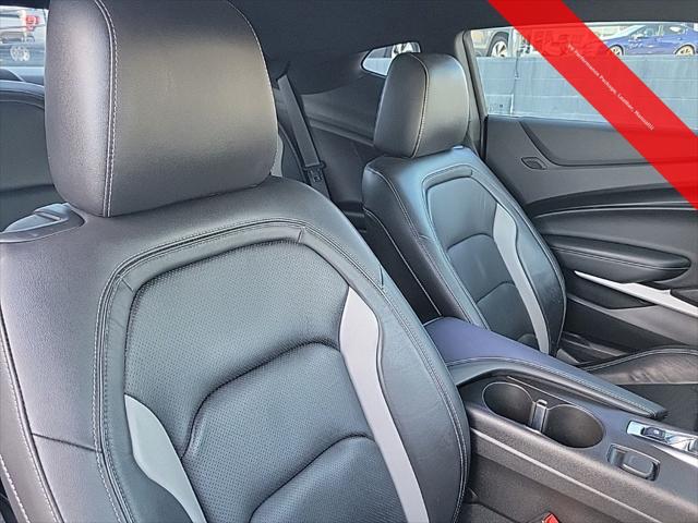 2021 Chevrolet Camaro RWD Coupe 2LT