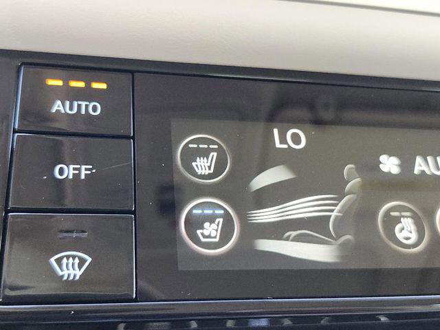 2026 Genesis G70 2.5T RWD Prestige