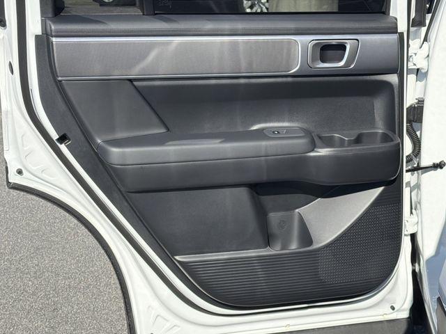 2026 Hyundai Santa Fe SE