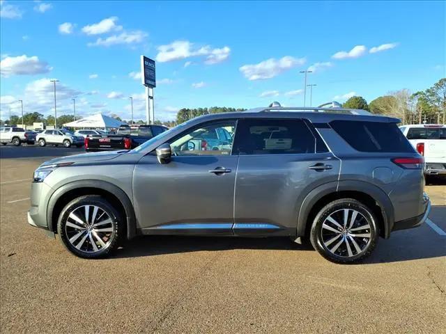 2023 Nissan Pathfinder Platinum FWD for sale in Pearl, MS