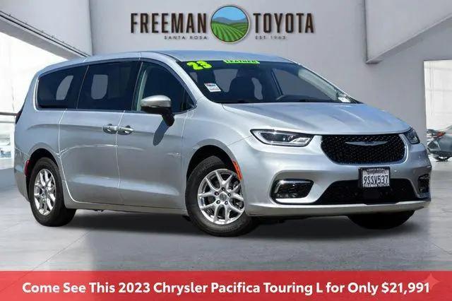 2023 Chrysler Pacifica Touring L for sale in Santa Rosa, CA