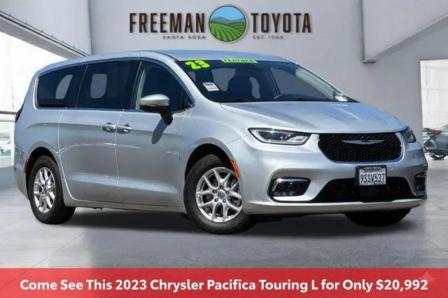 2023 Chrysler Pacifica Touring L for sale in Santa Rosa, CA