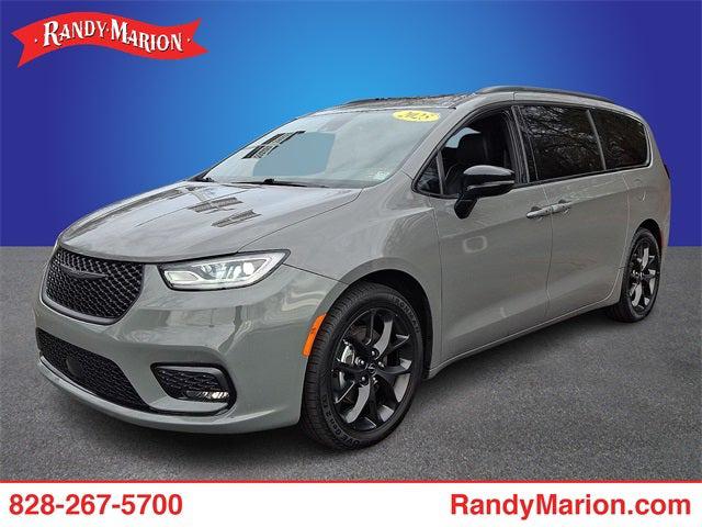 2025 Chrysler Pacifica Limited for sale in Statesville, NC