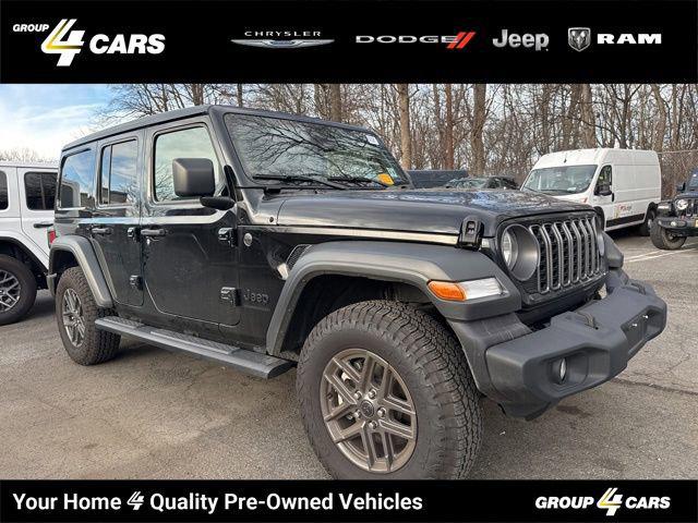 2025 Jeep Wrangler 4-Door Summit 4x4