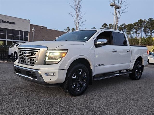 2023 Nissan TITAN Crew Cab Platinum Reserve 4x4