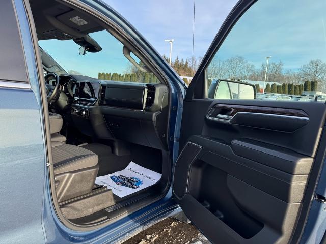 2024 GMC Sierra 1500 4WD Crew Cab Short Box SLE