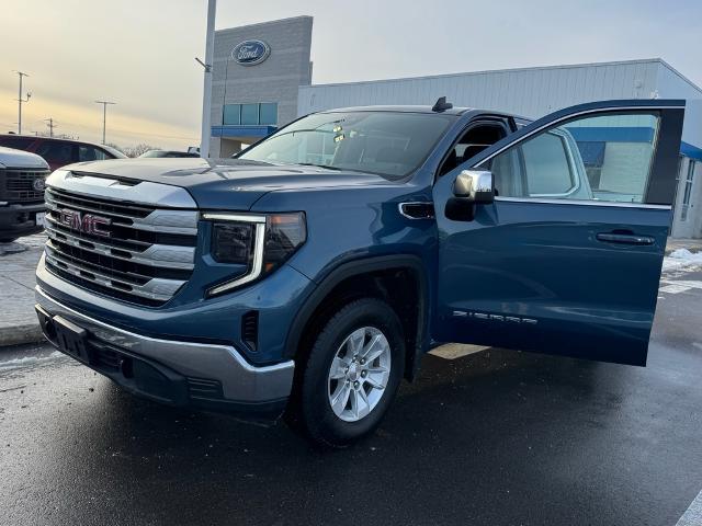 2024 GMC Sierra 1500 4WD Crew Cab Short Box SLE
